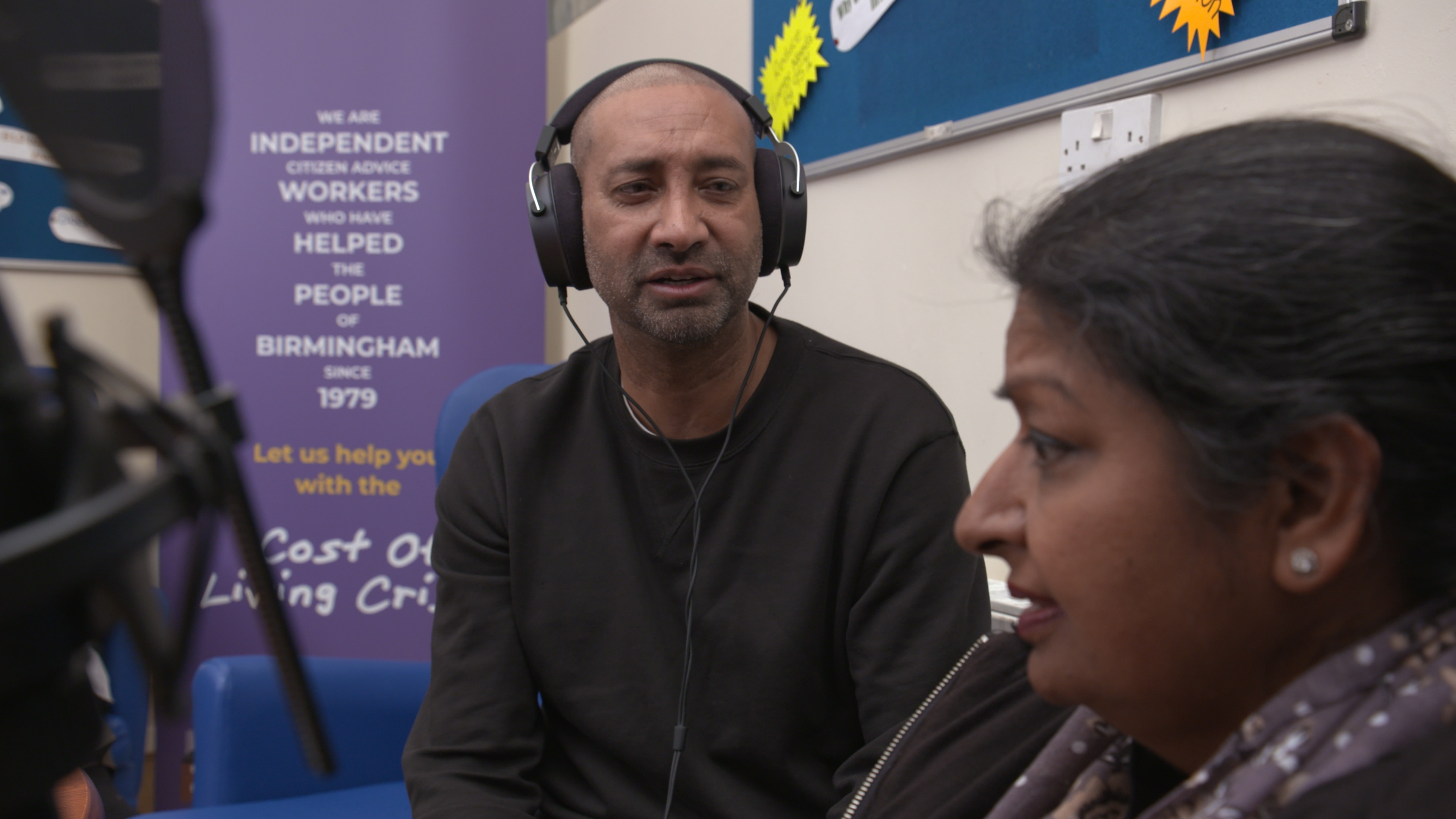 Artist Tas Bashir conducting interviews as part of Lockdown landscapes