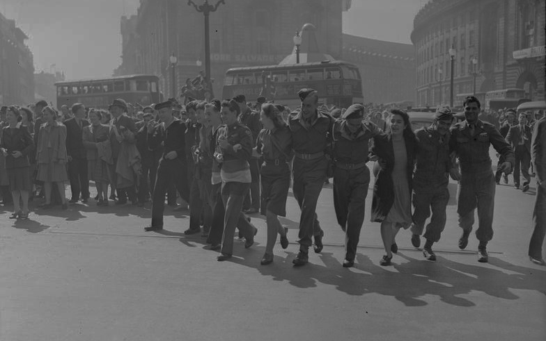 VJ Day 1945 Copyright IWM